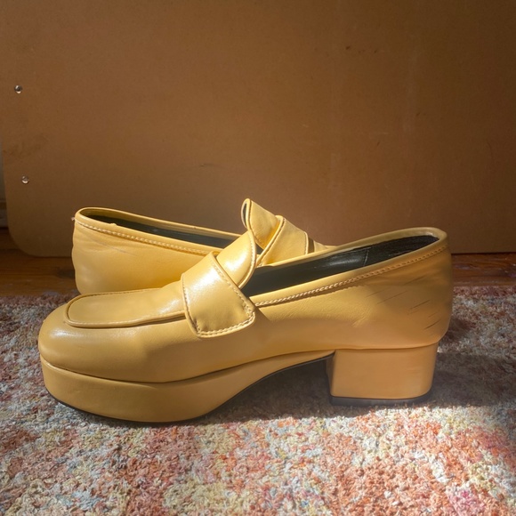 Design by Maryam Soft Yellow Block Heel Loafers - Picture 2 of 4